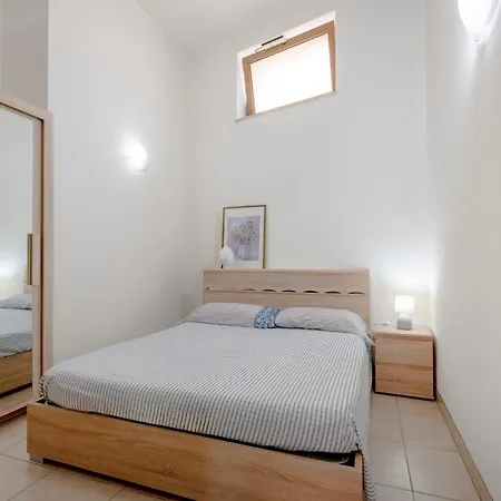 Guesthost - Rosa Appartement *