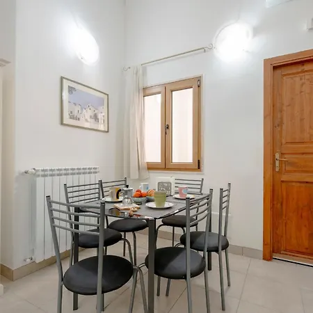 Guesthost - Rosa Apartament Monopoli