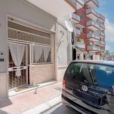 Guesthost - Rosa Appartement